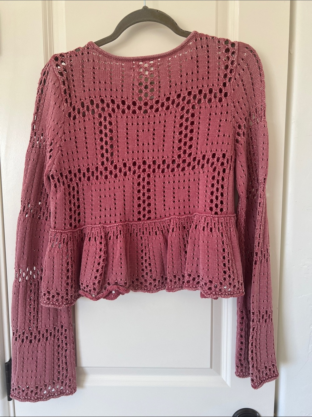 Lucky Brand Mauve Crochet Peplum Henley Long Sleeve Top - Picture 4 of 6